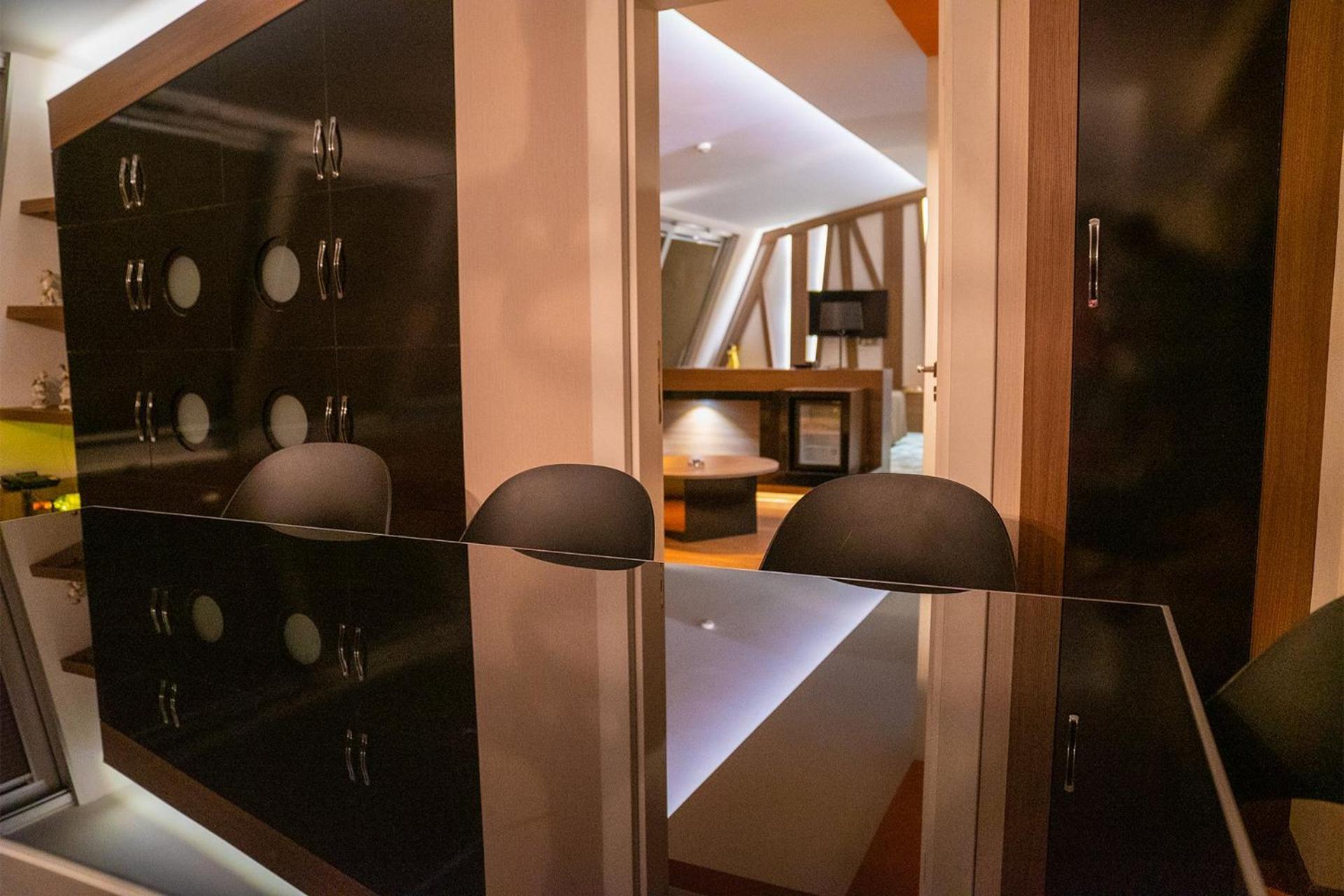 אסקיסהיר Sam Royal Hotel מראה חיצוני תמונה