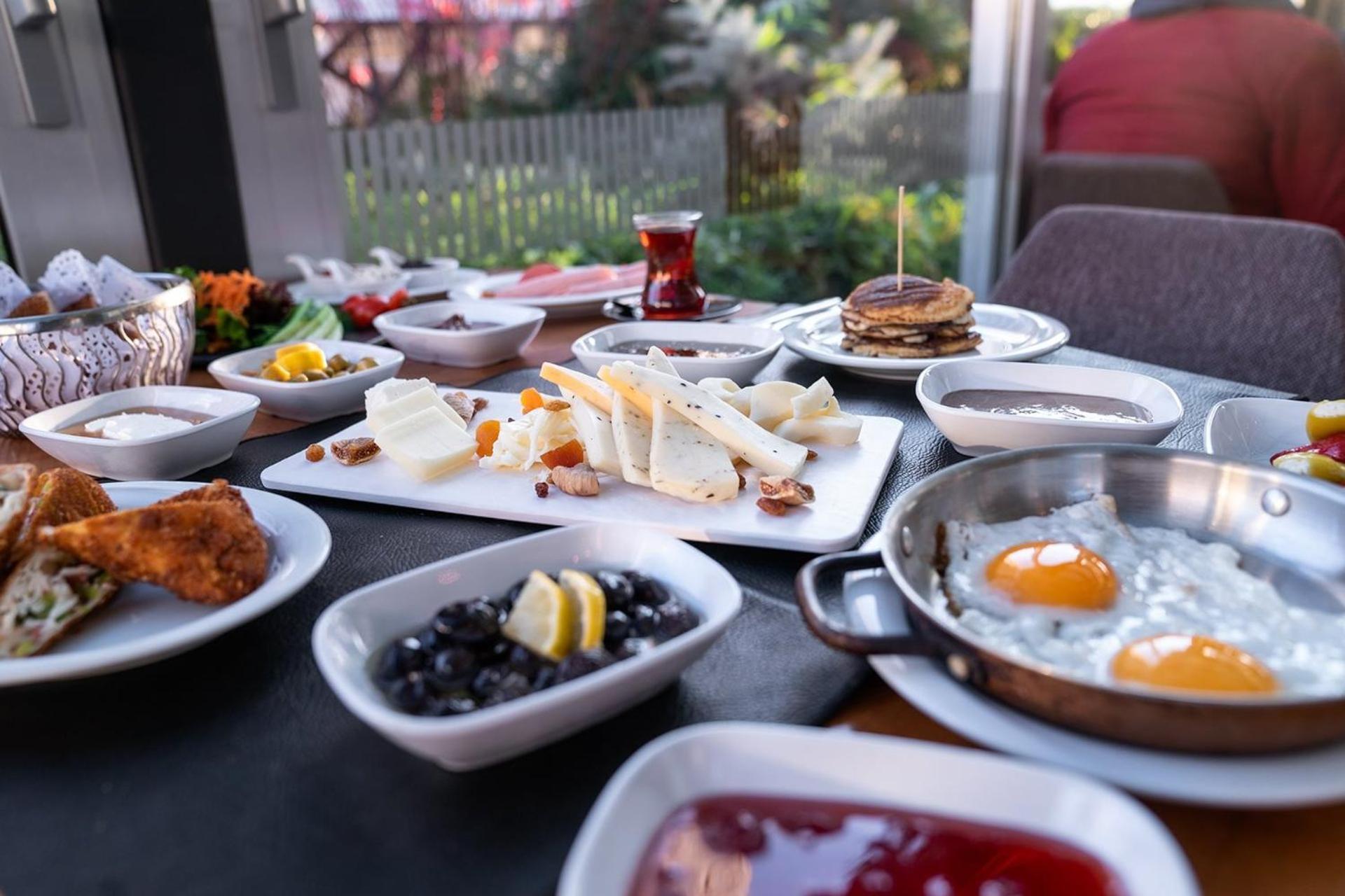 אסקיסהיר Sam Royal Hotel מראה חיצוני תמונה